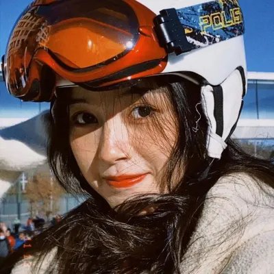 摇摇晃晃的人间